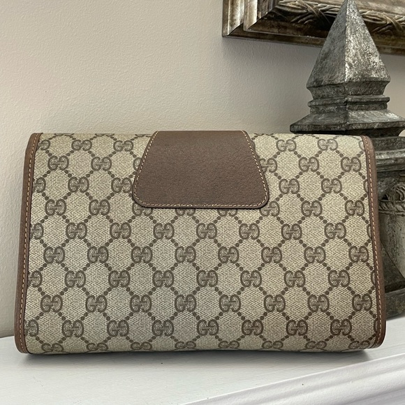 💕Vintage Gucci Clutch - Picture 4 of 14